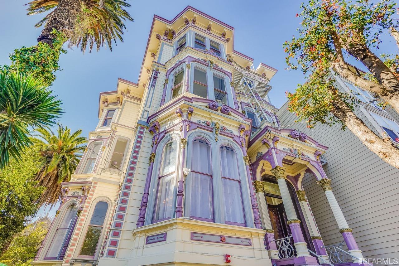 How Did This 15-Bedroom Mission Victorian End Up On the Market?