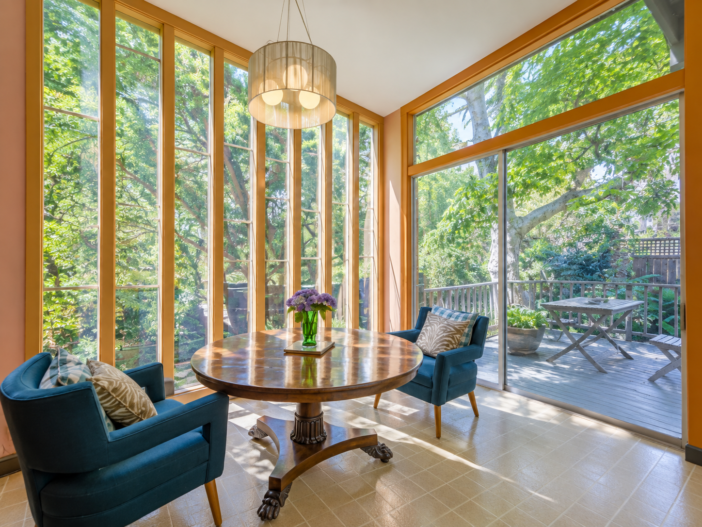 Incredible Greek-Revival Vic Slashes $1 Million Off Price