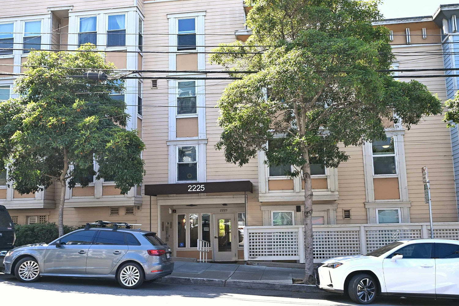 2225 23rd St #402, San Francisco, CA 94107